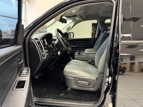Used 2015 RAM 1500 Express image 11