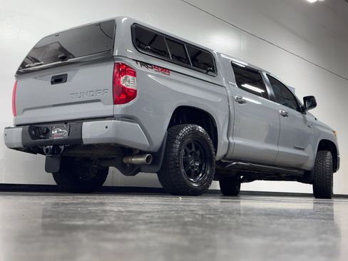 Used 2018 Toyota Tundra Limited w/ Limited Premium Package AWD/4WD image 4