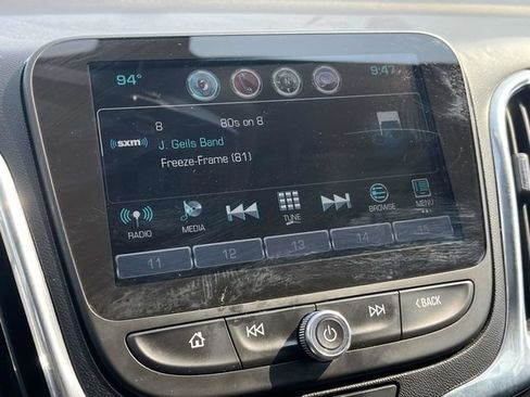 Used 2018 Chevrolet Equinox LT w/ Sun & Infotainment Package AWD/4WD image 30