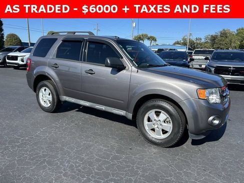 Used 2012 Ford Escape XLT image 1