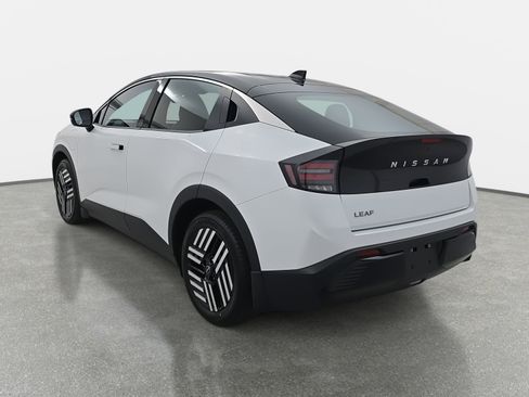 New 2026 Nissan Leaf SV+ image 7