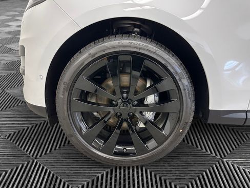 New 2026 Land Rover Range Rover Sport SE image 14