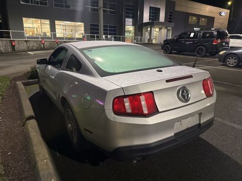 Used 2012 Ford Mustang Premium image 8