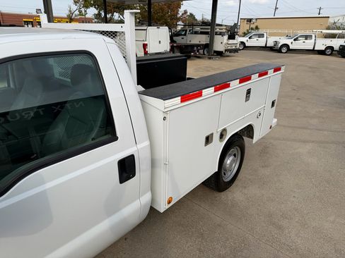 Used 2014 Ford F250 XL image 10