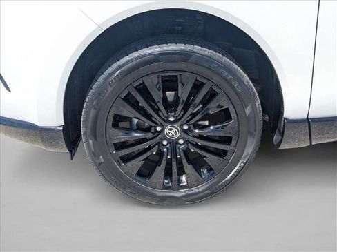 Used 2024 Toyota Venza Nightshade AWD/4WD image 26