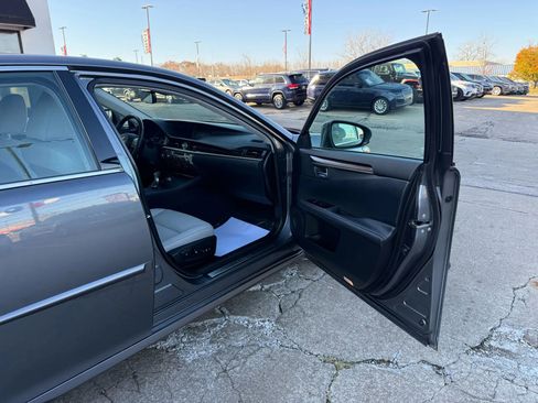 Used 2018 Lexus ES 350 w/ Premier Package image 24