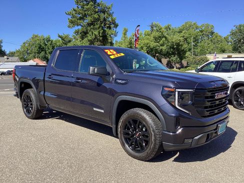 New 2025 GMC Sierra 1500 Elevation w/ X31 Off-Road Package AWD/4WD image 5