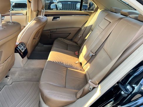 Used 2007 Mercedes-Benz S 550 4MATIC image 13