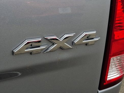 Used 2024 RAM 1500 Classic SLT image 31