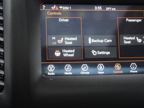 Used 2021 Jeep Cherokee Latitude Lux w/ Sun & Sound Group image 35