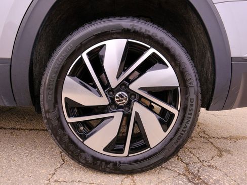 Used 2024 Volkswagen Atlas SE image 43