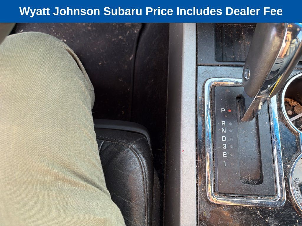 Used 2013 Ford Expedition Limited RWD image 28