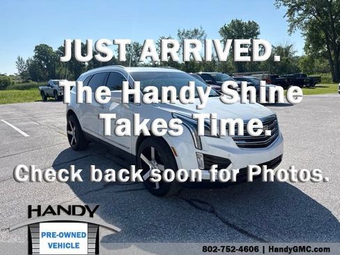 Used 2019 Cadillac XT5 Luxury w/ Trailering Package AWD/4WD image 1