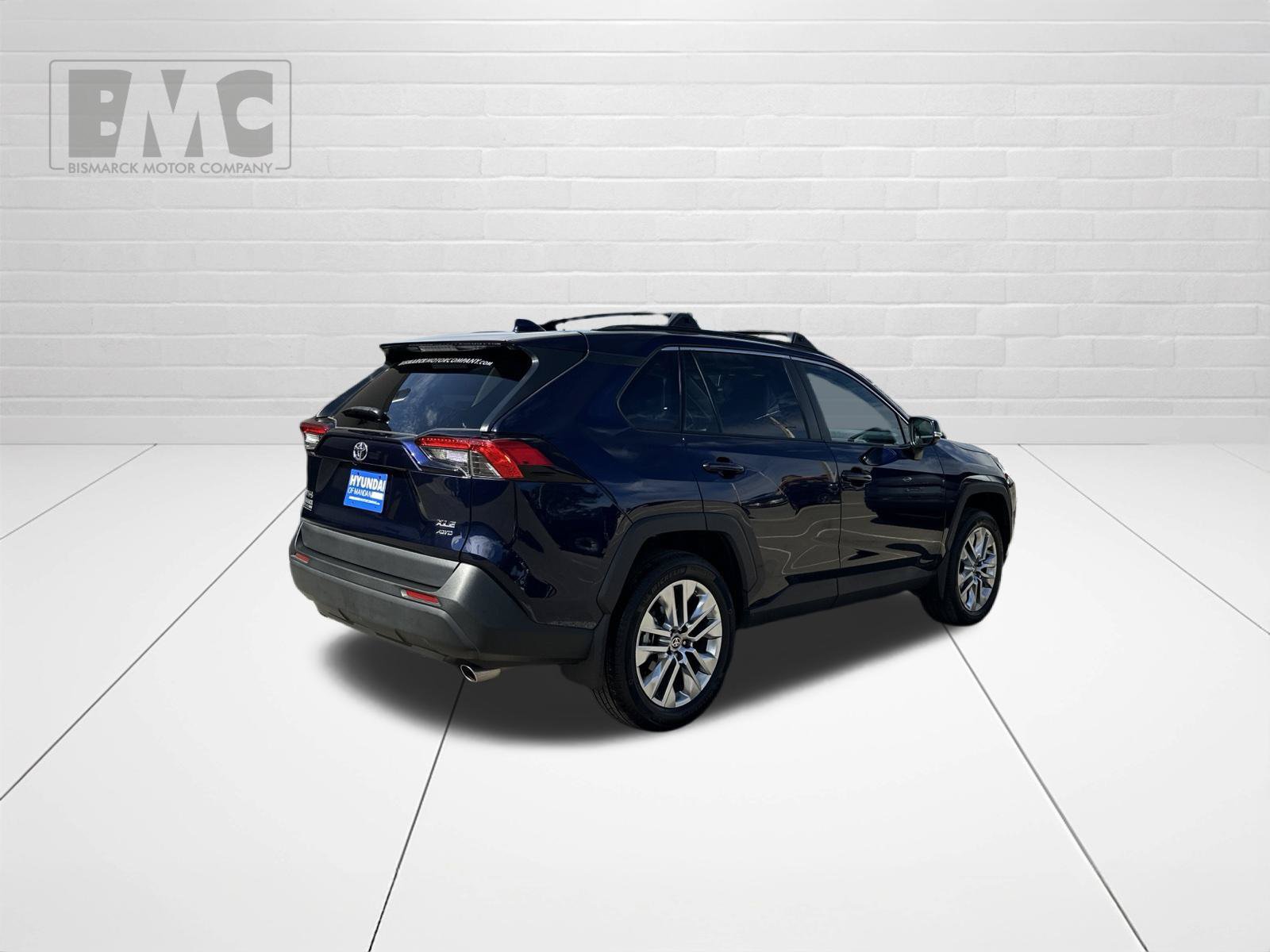 Used 2025 Toyota RAV4 XLE Premium w/ Weather Package AWD/4WD image 3