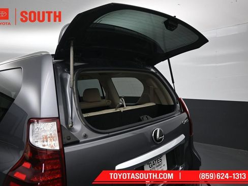 Used 2022 Lexus GX 460 Premium AWD/4WD image 31