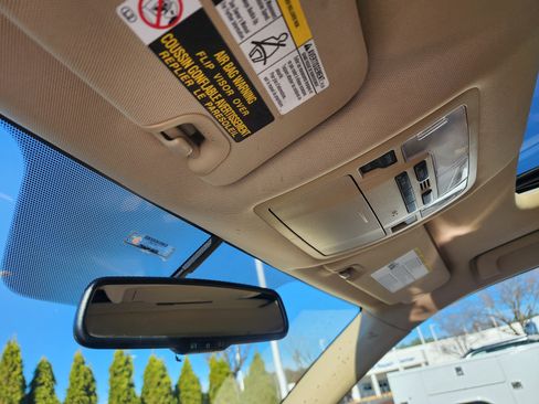 Used 2016 Toyota Highlander Limited image 38