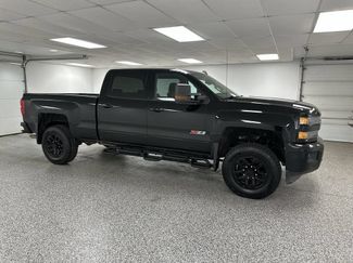 Used 2017 Chevrolet Silverado 2500 LT w/ Midnight Edition AWD/4WD video 1
