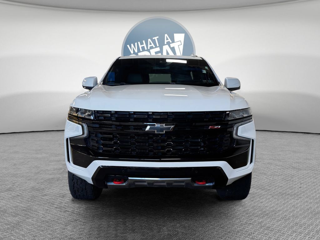 Used 2023 Chevrolet Tahoe Z71 w/ Luxury Package AWD/4WD image 9