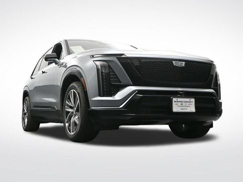 Used 2026 Cadillac Vistiq Luxury AWD/4WD image 32