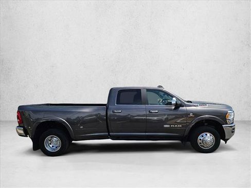 Used 2022 RAM 3500 Limited AWD/4WD image 4