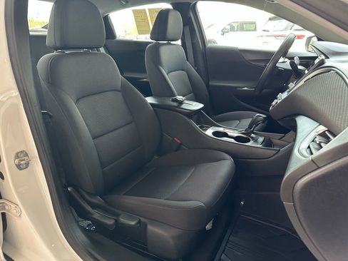 Used 2019 Chevrolet Malibu LS w/ LPO, Convenience Package 1 image 17