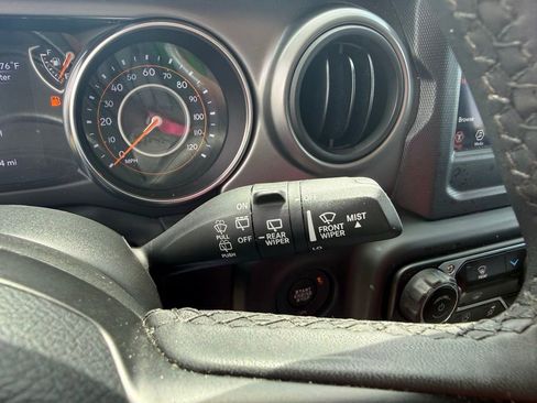 Used 2023 Jeep Wrangler Unlimited Sport AWD/4WD image 30