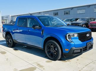 New 2026 Ford Maverick Lariat w/ Black Appearance Package video 2