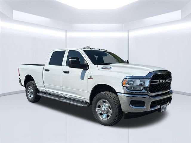 Used 2024 RAM 3500 Tradesman w/ Chrome Appearance Group AWD/4WD image 15