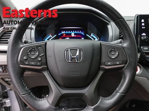 Used 2023 Honda Odyssey EX-L image 10
