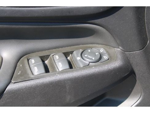 Used 2024 Chevrolet Equinox LT w/ LPO, Floor Liner Package image 17