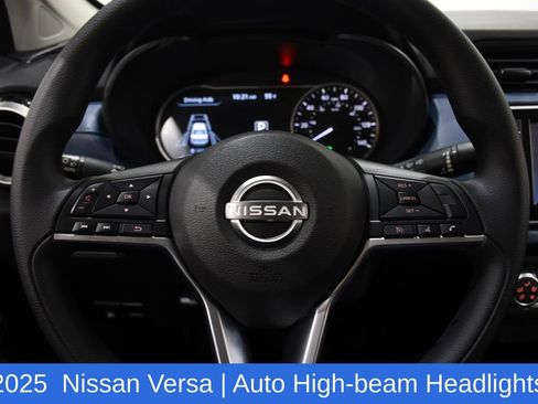 Used 2025 Nissan Versa SV image 11