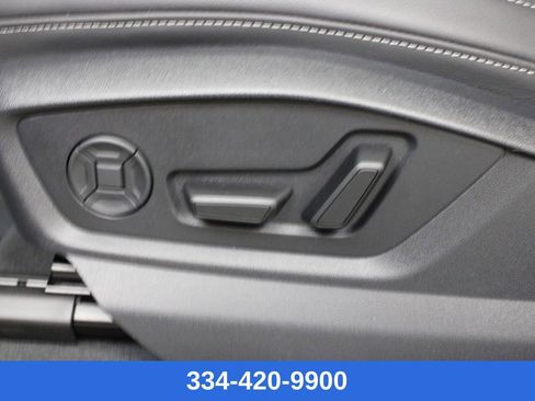 New 2026 Audi Q8 Premium Plus image 19