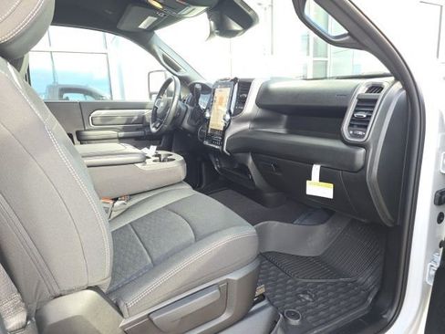 Used 2025 RAM 2500 Tradesman AWD/4WD image 4