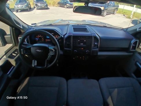 Used 2017 Ford F150 XLT AWD/4WD image 25