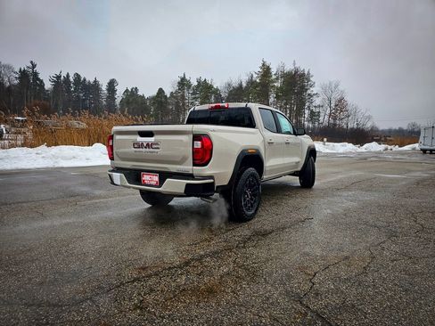 New 2026 GMC Canyon Elevation w/ Convenience Package image 4