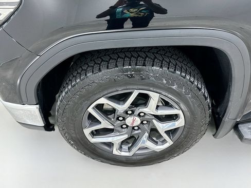 Used 2024 GMC Sierra 1500 SLT w/ X31 Off-Road Package AWD/4WD image 32