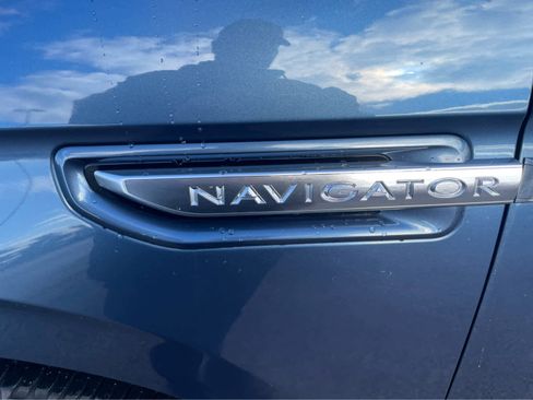 Used 2018 Lincoln Navigator Reserve w/ Technology Package image 10