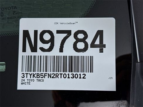 Used 2024 Toyota Tacoma 2WD Double Cab image 31