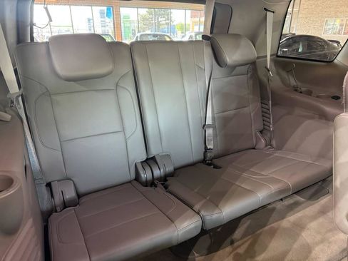 Used 2015 Chevrolet Tahoe LTZ AWD/4WD image 13