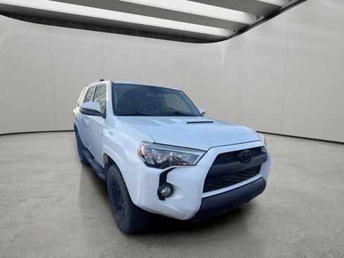 Used 2016 Toyota 4Runner Trail Premium image 10