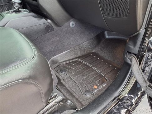 Used 2021 Jeep Wrangler Unlimited Sahara image 85