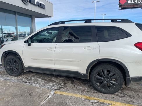 Used 2022 Subaru Ascent Onyx Edition image 6