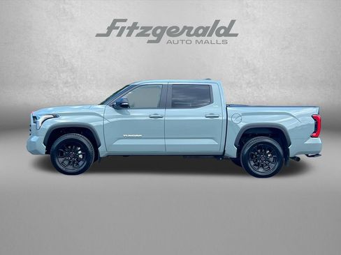 Used 2025 Toyota Tundra SR5 w/ SR5 Premium Package AWD/4WD image 5