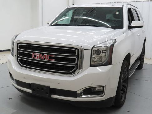 Used 2020 GMC Yukon SLT AWD/4WD image 7