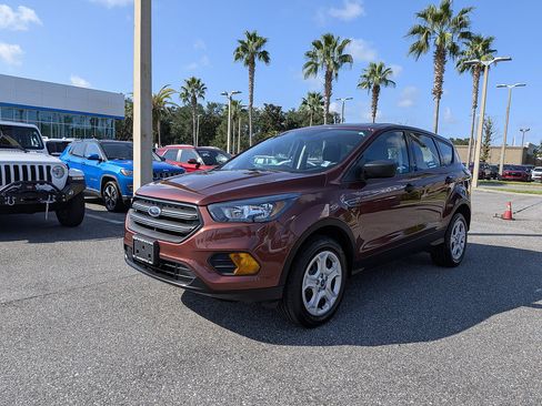 Used 2018 Ford Escape S FWD image 7
