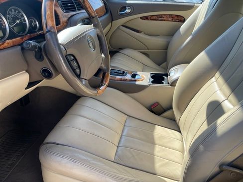 Used 2006 Jaguar S-TYPE 4.2 RWD image 9