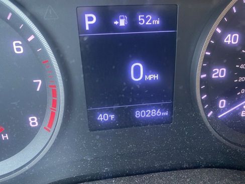 Used 2020 Hyundai Tucson Sport image 11