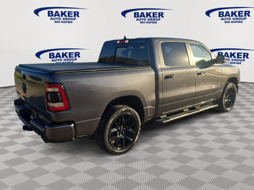 Used 2024 RAM 1500 Laramie AWD/4WD image 3
