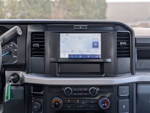 Used 2025 Ford F250 XL w/ STX Appearance Package image 15