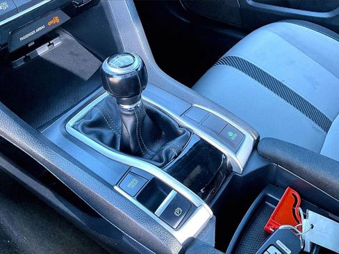 Used 2018 Honda Civic EX-T image 17